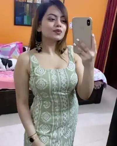 Call Girl in Udhna